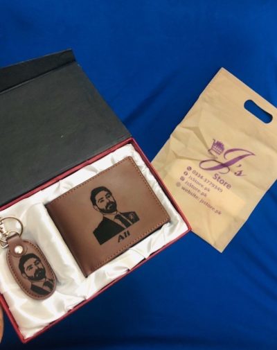 A luxurious name and Picture Engraved Wallet and Keychain Gift Set, made with premium quality leather. Comes in a Presentable box.