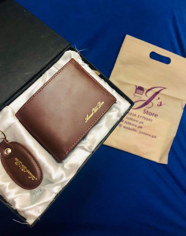 Customized Name Engraved Leather Wallet & Keychain Gift Set in brown color, with the recipient's name engraved in golden color on both the wallet and keychain. The set comes packaged in a box.