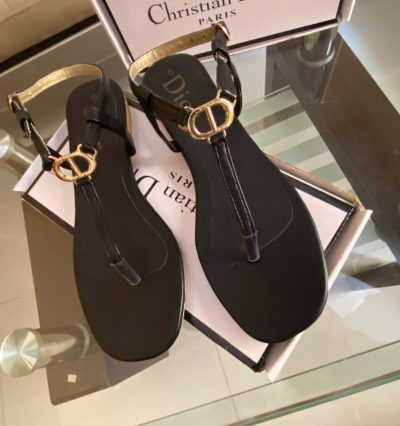 The Thong Flat (CD-01)