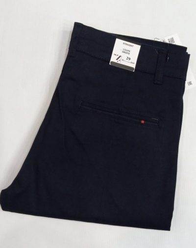 ZR Solid Black Cotton Chinos with a flexible waist and innovative stretch cotton fabric, combined with the elegance of formal attire with the comfort of track-pant.