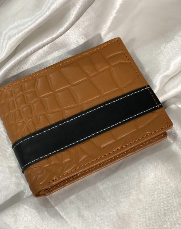 Crocodile Leather Wallet For Men in Camel, with a black strip stitched over it for its enhancement. The wallet has a crocodile pattern embossed over it, which is making it an ideal choice for you to buy for your regular use.