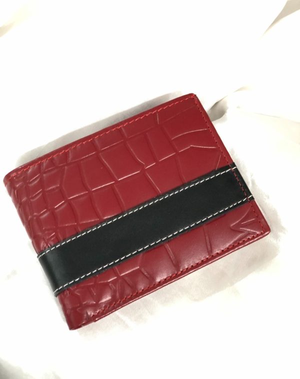 J's Store Crocodile Leather Wallet For Men in Maroon, with a black strip stitched over it for its enhancement. The wallet has a crocodile pattern embossed over it, which is making it an ideal choice for you to buy for your regular use.